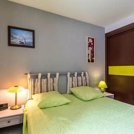 Apartment 3***, 6 Voyageurs, A 150m Des Telecabines, Parking, Garage, A - Fr-1-304-117 La Clusaz