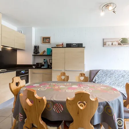 3***, 6 Voyageurs, A 150m Des Telecabines, Parking, Garage, A - Fr-1-304-117 Apartment